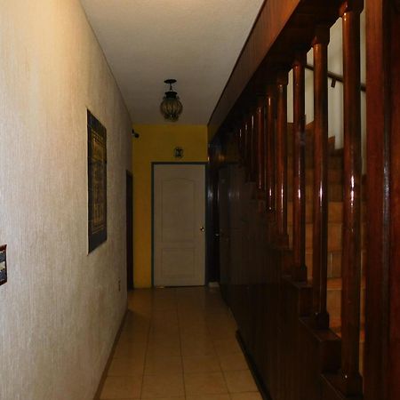 Casona Luciernaga-Casa De Huespedes Konuk evi León Dış mekan fotoğraf