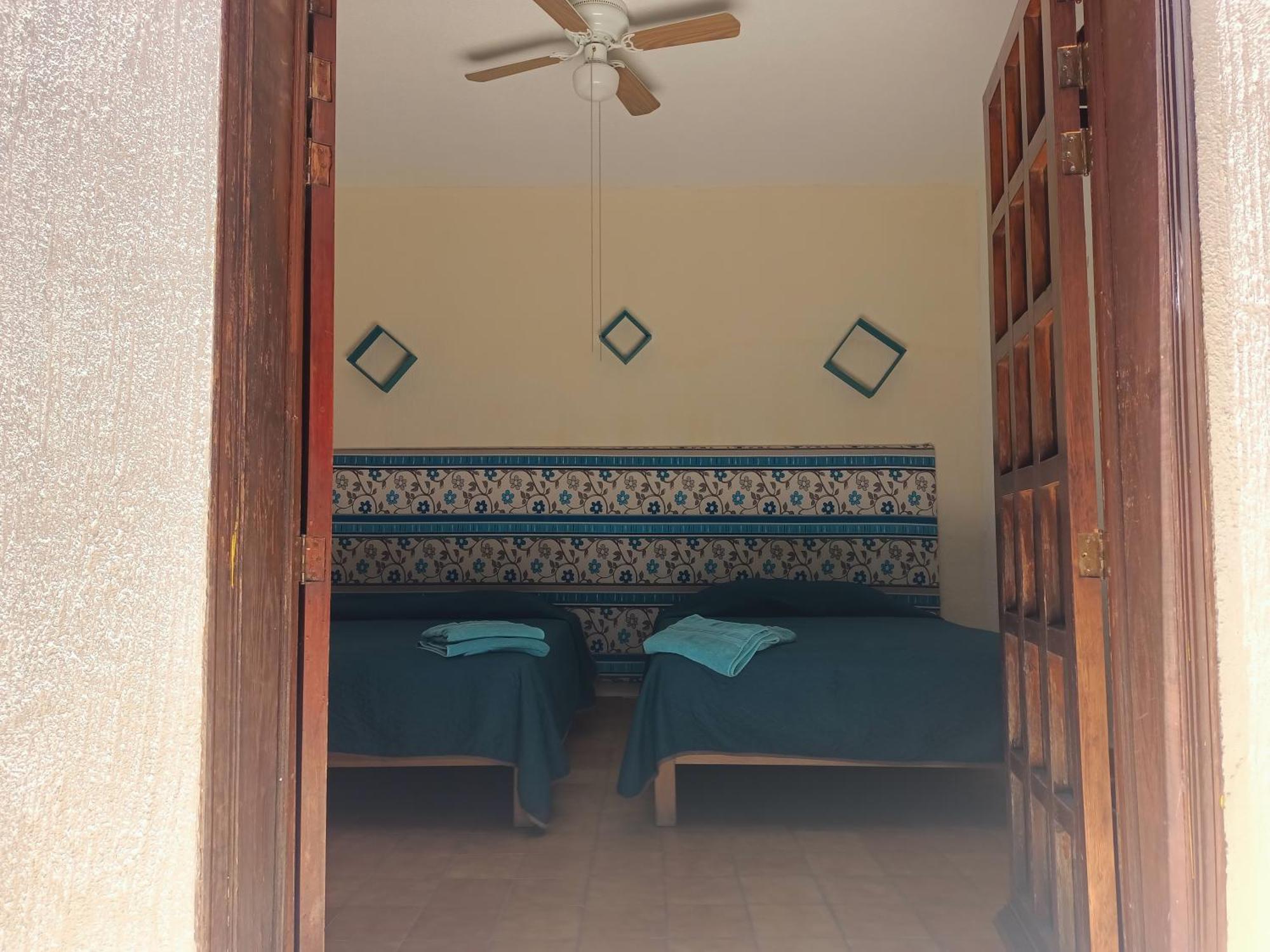 Casona Luciernaga-Casa De Huespedes Konuk evi León Dış mekan fotoğraf